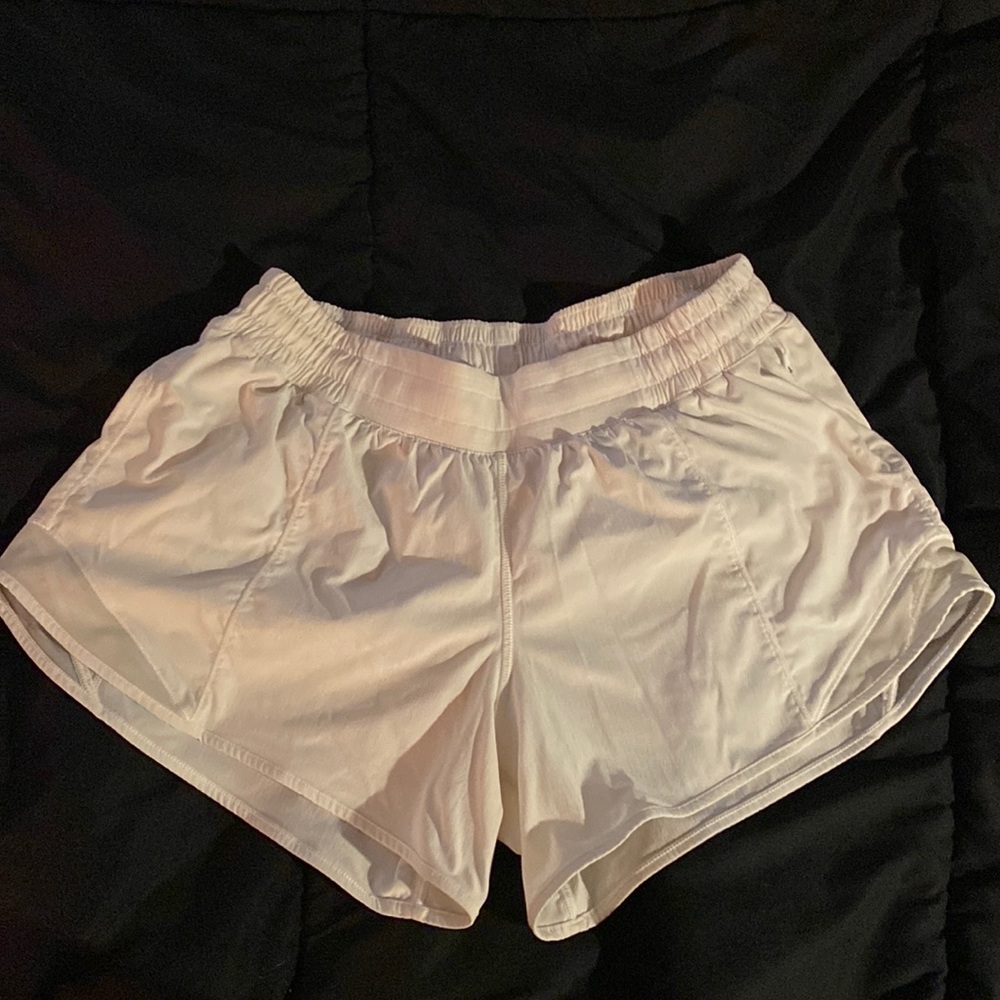 Lululemon Hotty Hot Short White Size 8